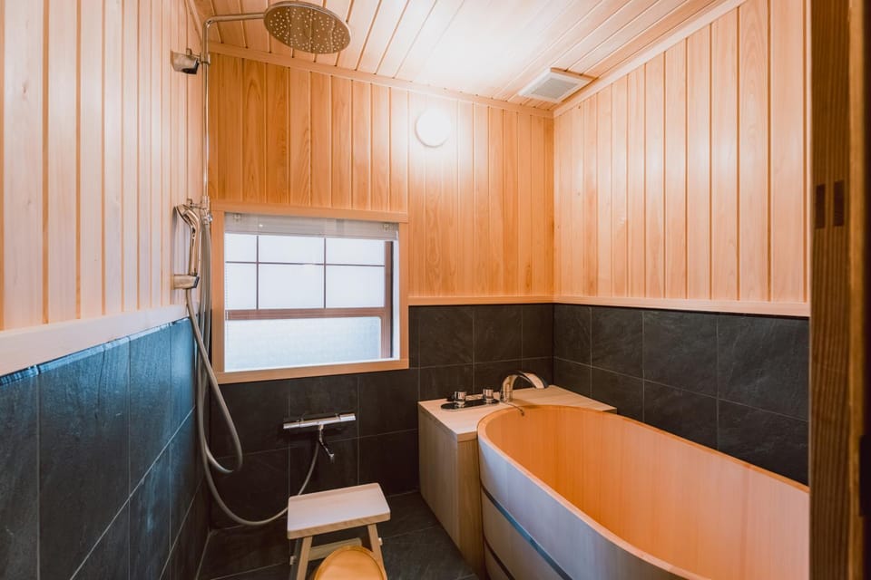 Bathroom, Bath