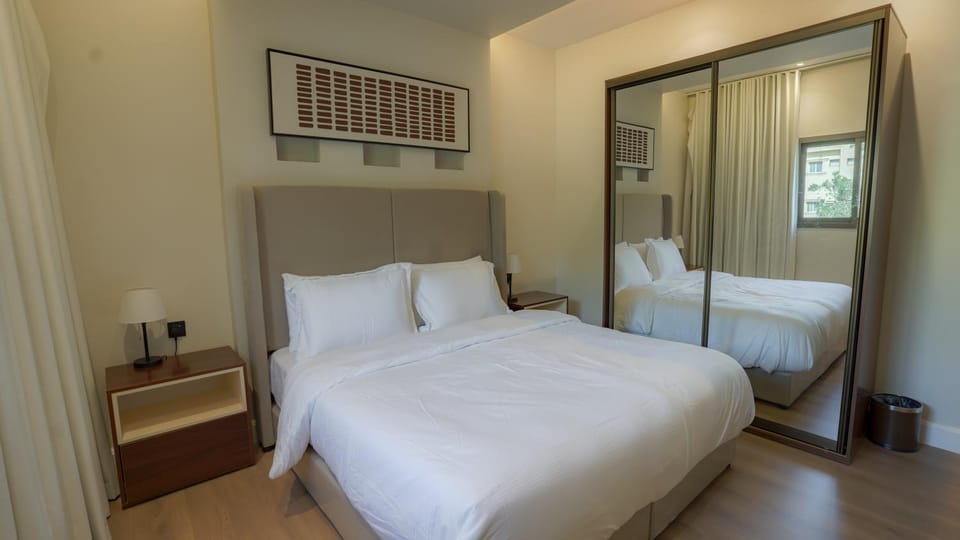 Bed, Photo of the whole room, Bedroom, air conditioner