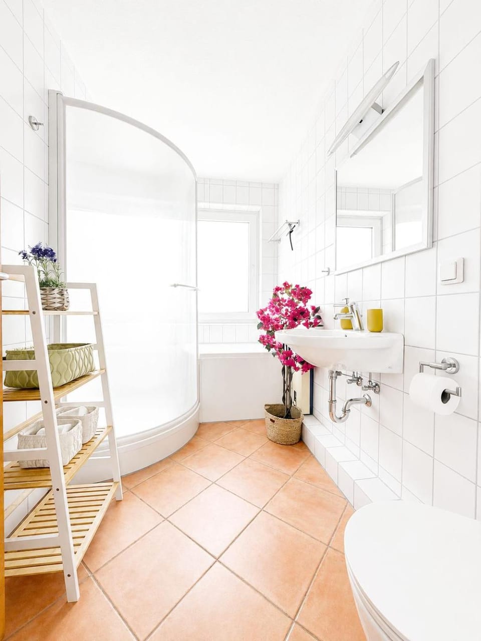 Shower, Toilet, Bathroom, Bath, towels