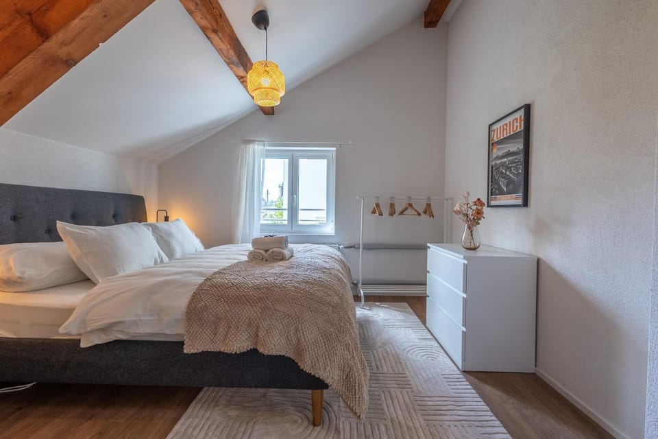 Bed, Bedroom, children, cot, Family, towels, towels, wardrobe