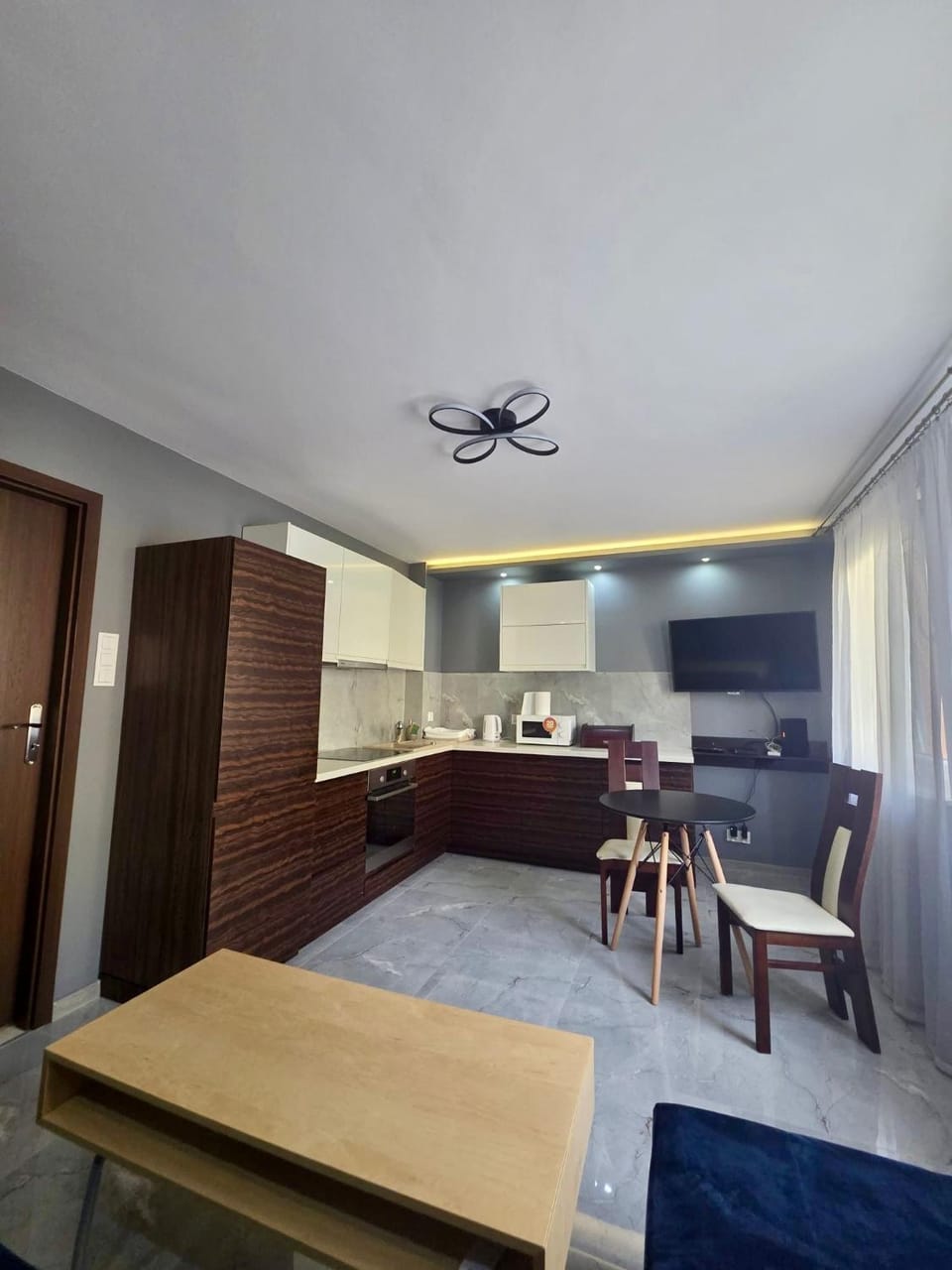 Apartament 4-pokojowy Klimatyzacja nr 2 Apartment in Masovian Voivodeship