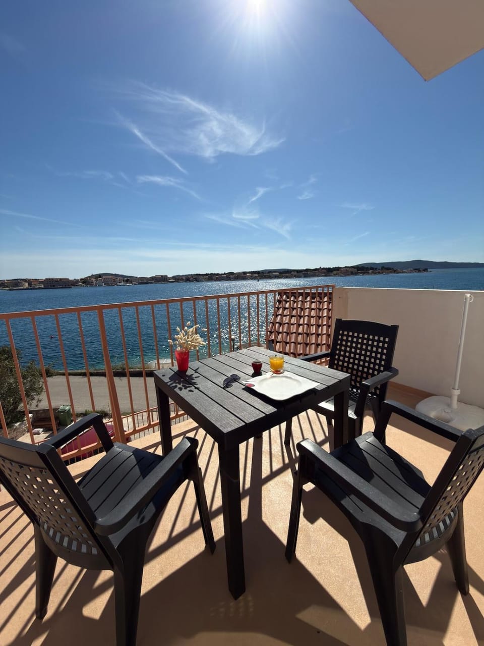 Natural landscape, View (from property/room), Balcony/Terrace, Seating area, Sea view