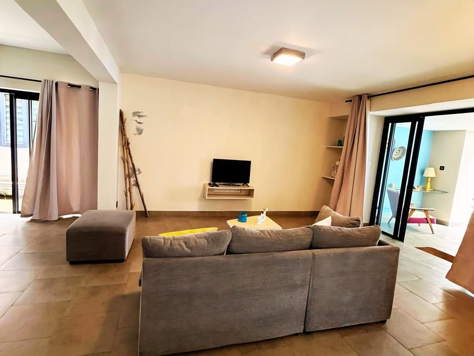 Appartement front de mer Souillac - Sud Maurice, accès direct plage Apartment in Savanne District, Mauritius