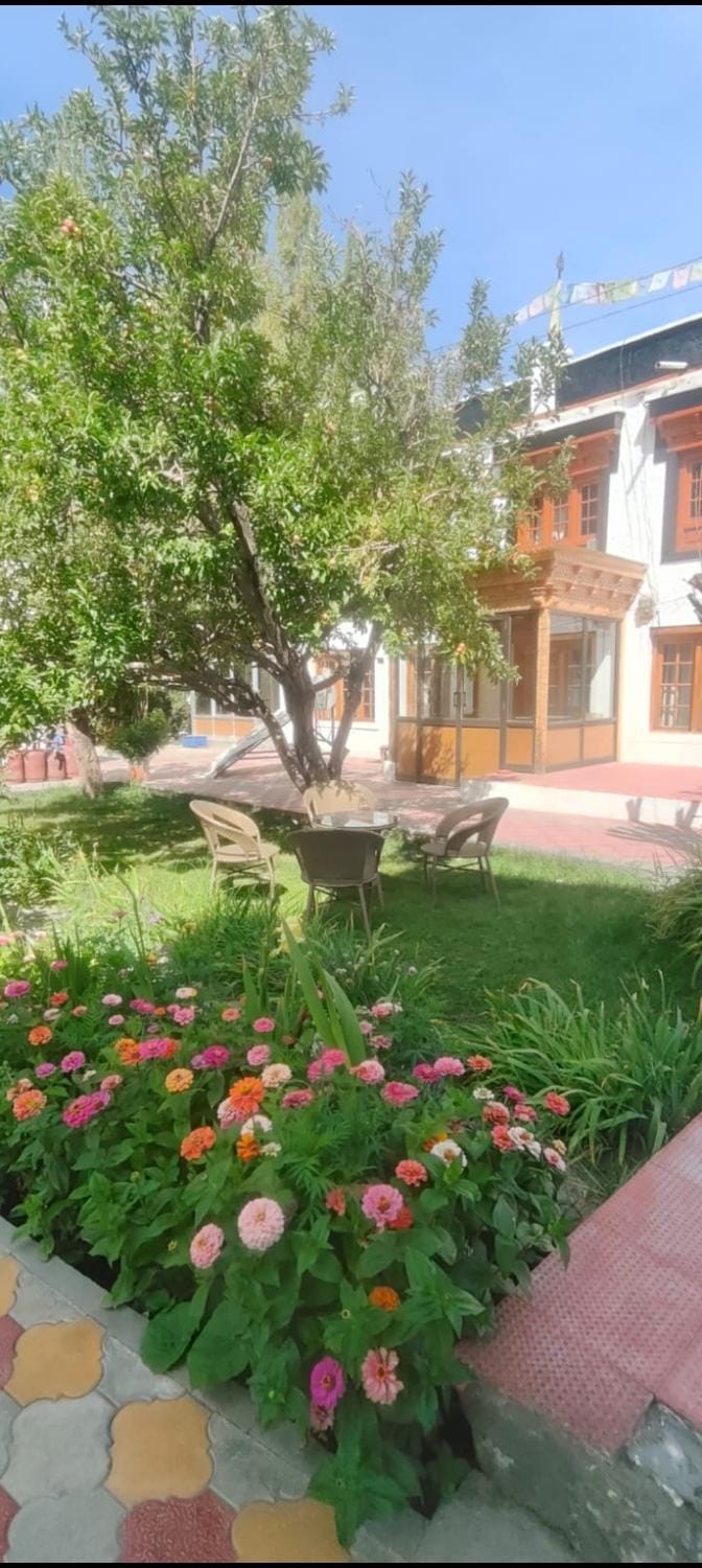 ShelGuru Heritage Homestay Villa in India