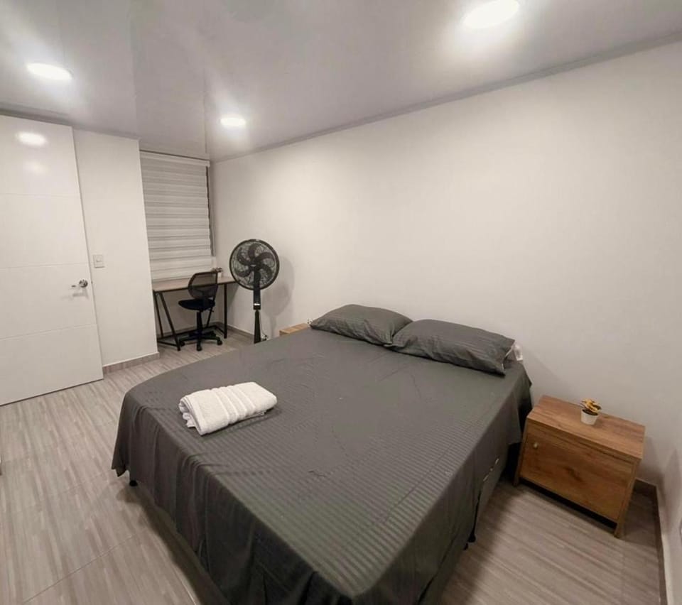 Hermoso Apto #1 con Piscina cerca al CC Unícentro con Aire Acondicionado Apartment in Neiva