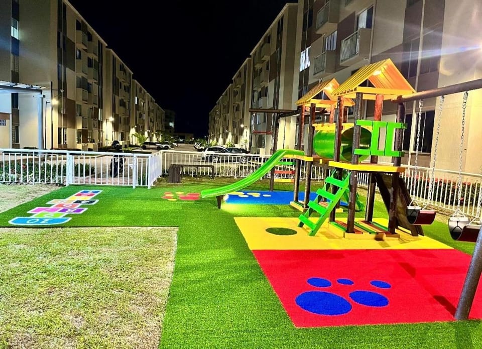 Hermoso Apto #1 con Piscina cerca al CC Unícentro con Aire Acondicionado Apartment in Neiva