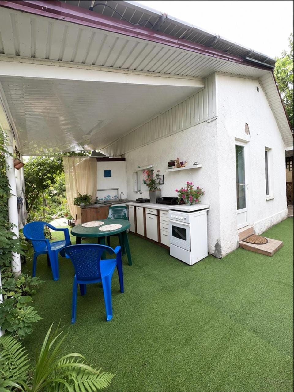 Лана бугаз Bed and Breakfast in Odessa Oblast