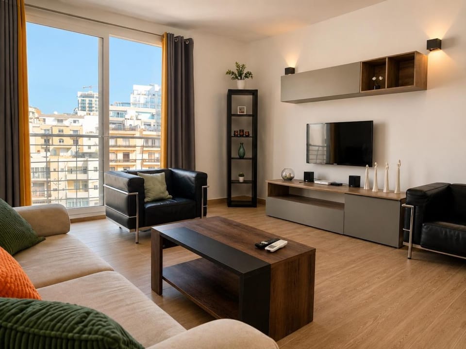 TV and multimedia, Living room, Seating area, Evening entertainment