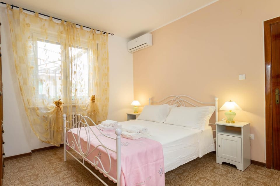 90a - Casa Vitello D'oro Apartment in Montesilvano