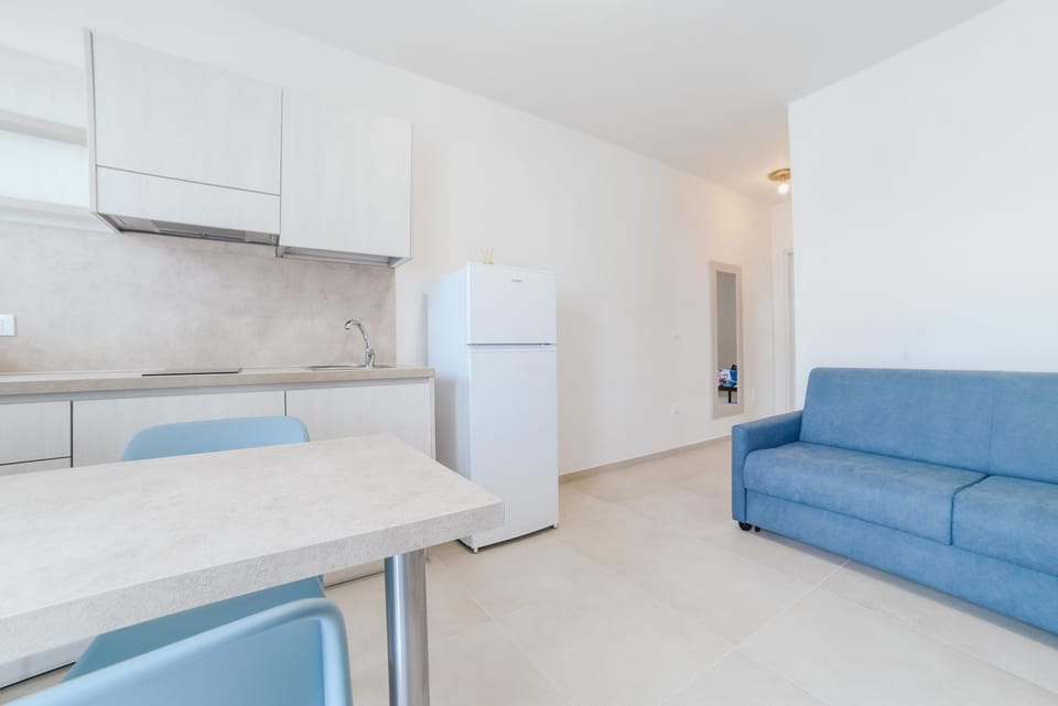 Living room, kitchen