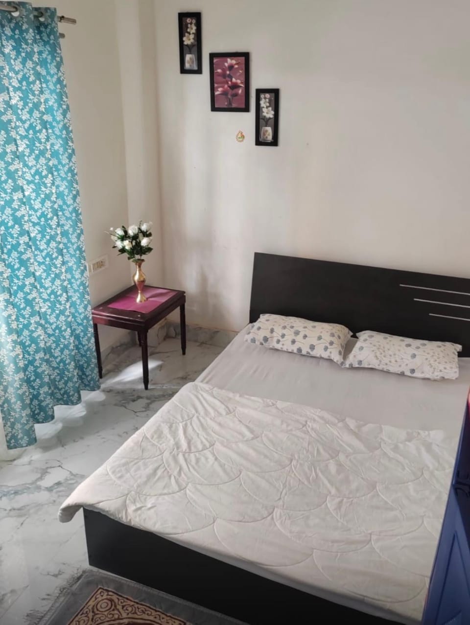 SS Hostel Vacation rental in West Bengal