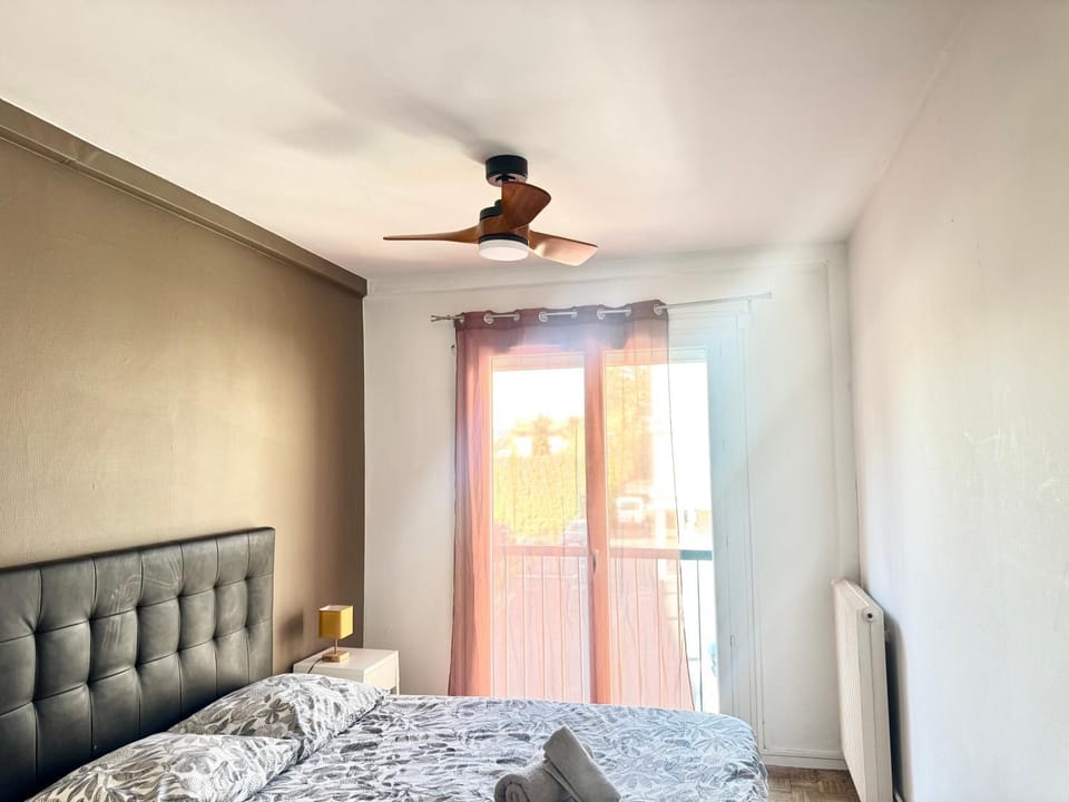 Charming apartment in Albi Free parking Apartment in Albi