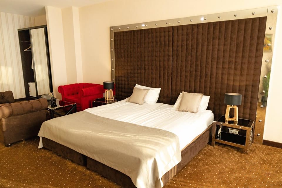 Bed, Photo of the whole room