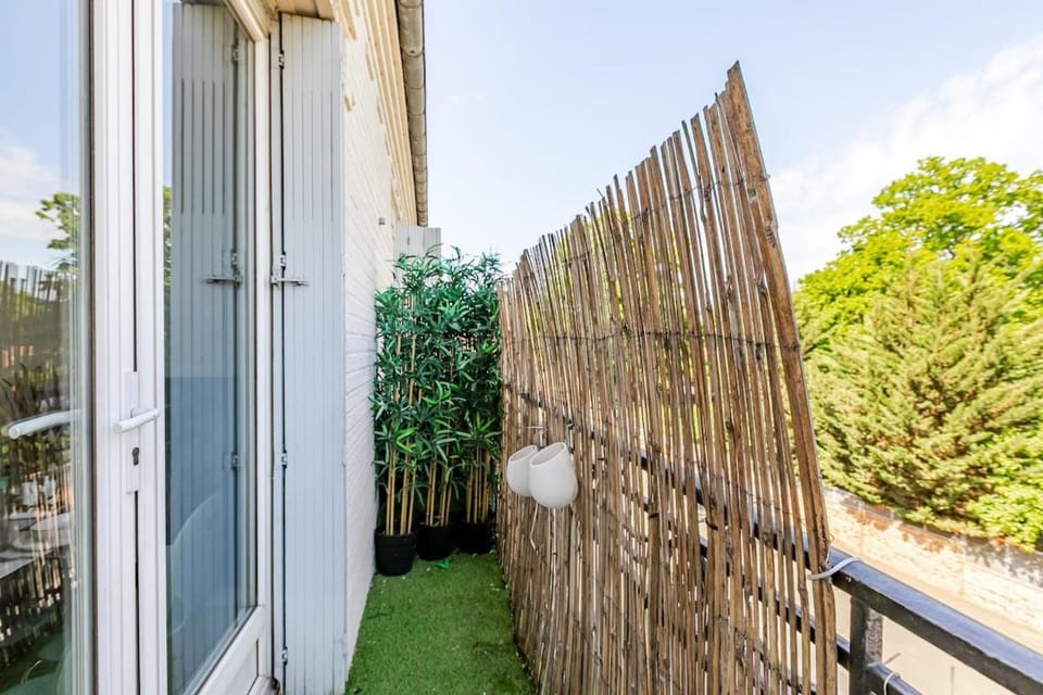 Cocon moderne aux portes de Paris 4 personnes Apartment in Charenton-le-Pont