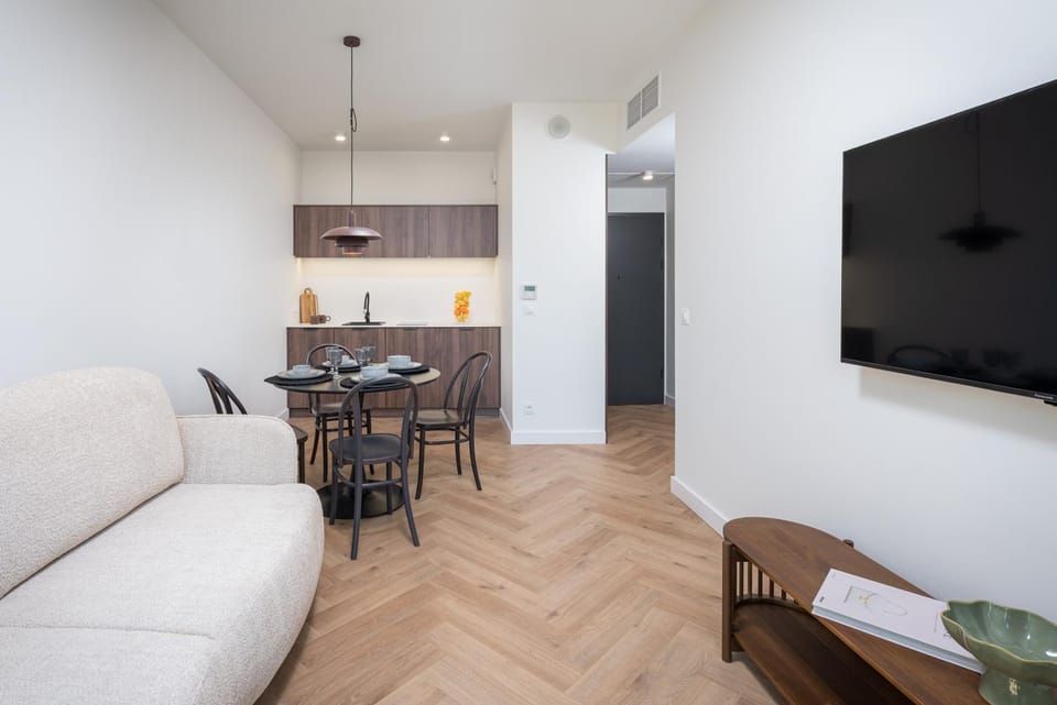 Kitchen or kitchenette, Living room