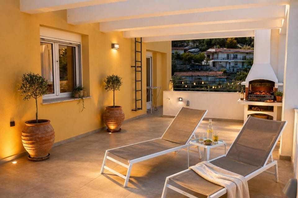 Seating area, sunbed