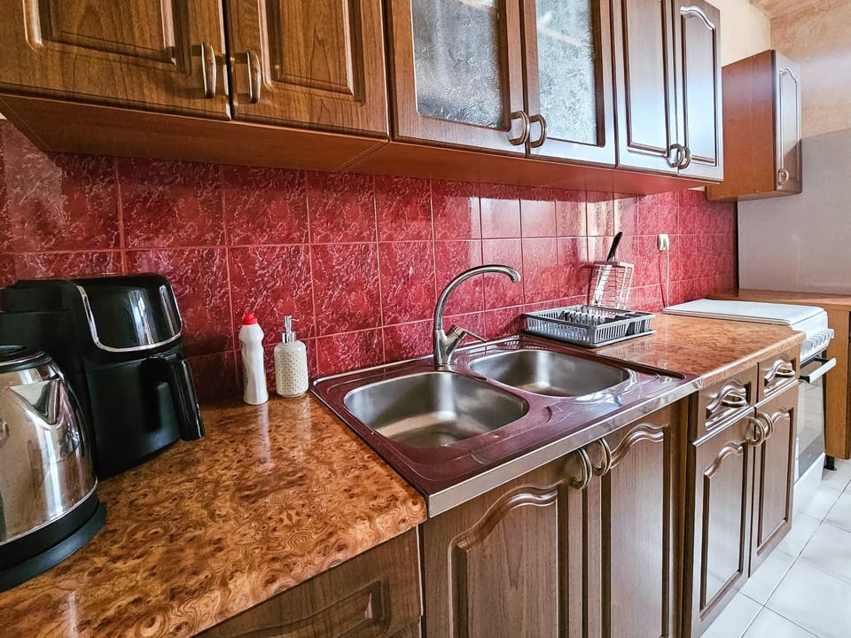 Kitchen or kitchenette, kitchen
