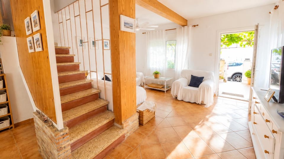 Living room, air conditioner