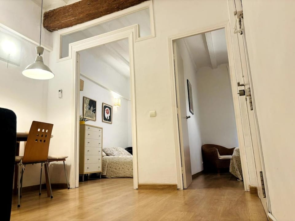 Charming Stay in Barcelona Near Las Ramblas Apartment in Barcelona