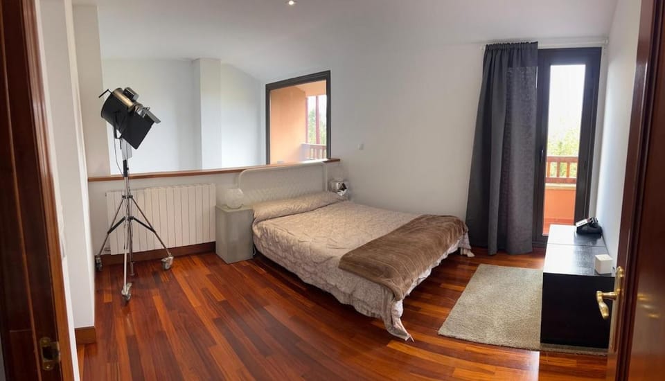 Chalet con piscina Vistas al Gorbea 30 min Bilbao House in Arratia-Nerbioi