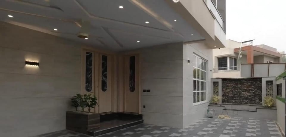 Nexgenics Luxury Suites Bed and Breakfast in Islamabad Capital Territory