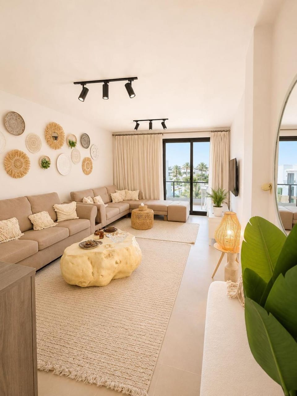 Living room, Photo of the whole room, Seating area