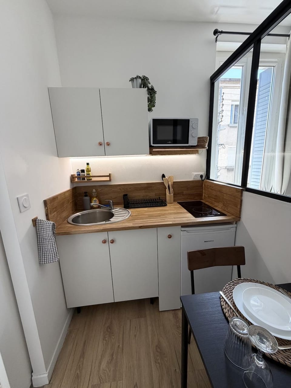 Charmant studio climatise proche remparts 5min Apartment in Avignon