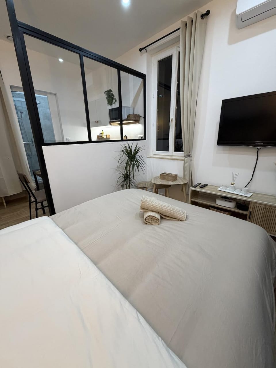 Charmant studio climatise proche remparts 5min Apartment in Avignon