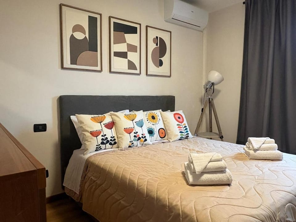 Gardaland & Lake Apt with parking space Apartment in Lake Garda