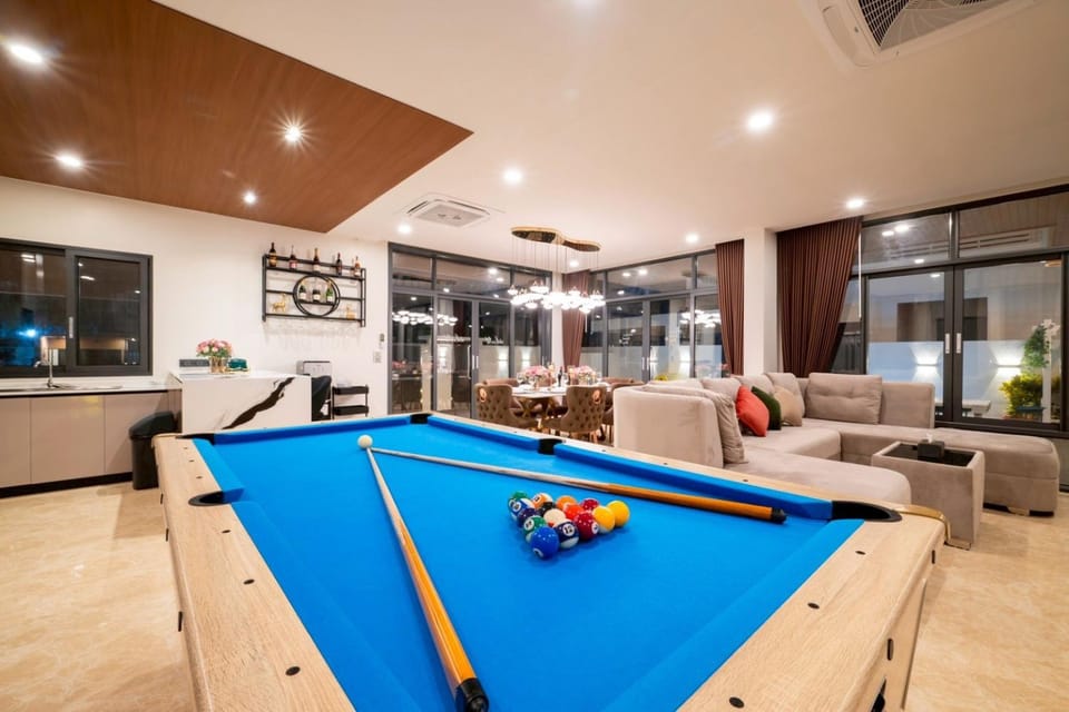 Billiard