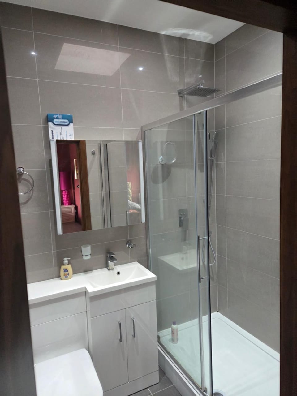 Shower, Bathroom