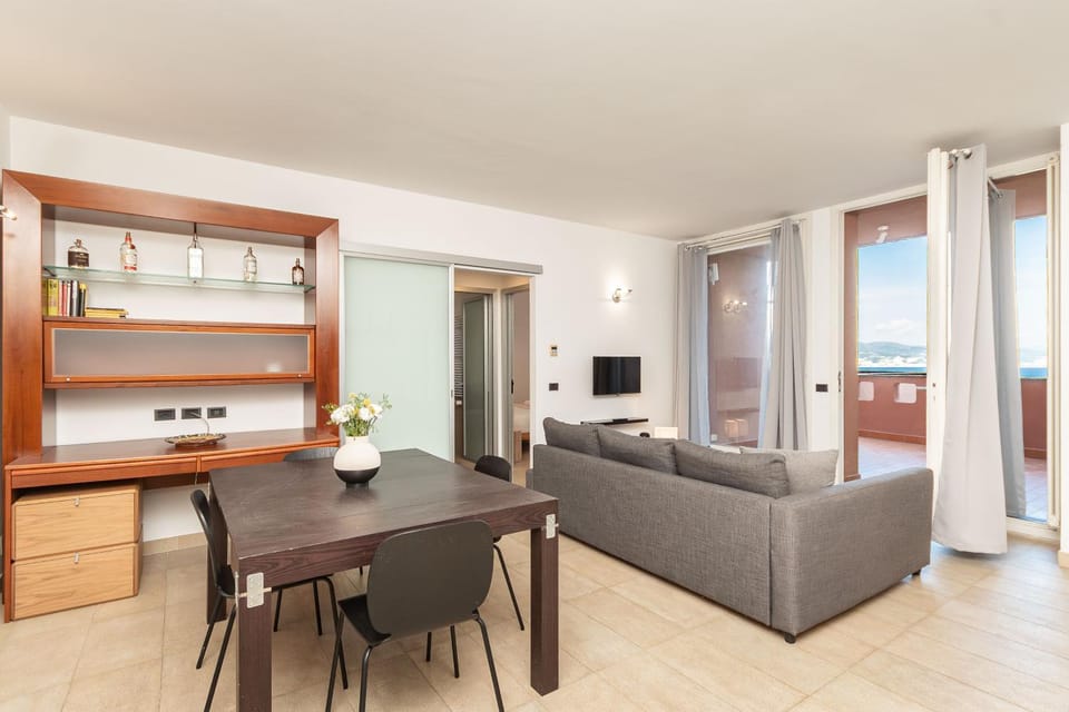 "Terrazza Marina" vista mare e parcheggio privato Apartment in Arenzano