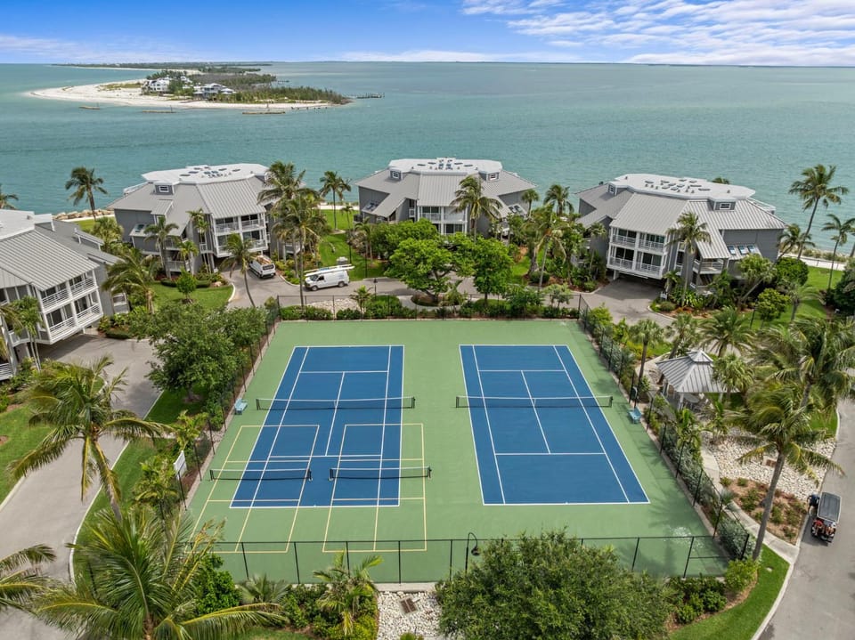 NEW 3br3bath at Lands End Captiva pure relaxation House in Sanibel Island