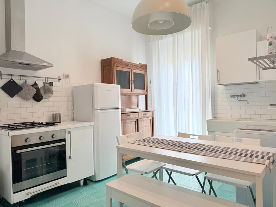SE250 - Senigallia, comodo trilocale a 30 mt dal mare Apartment in Senigallia