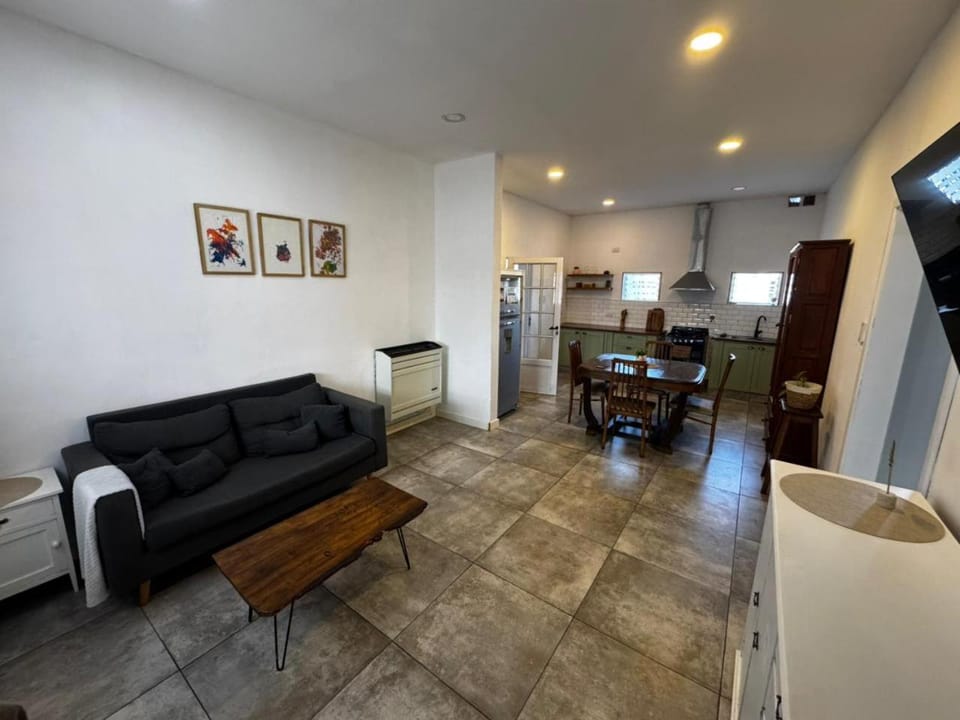 Dambofamily House in Necochea