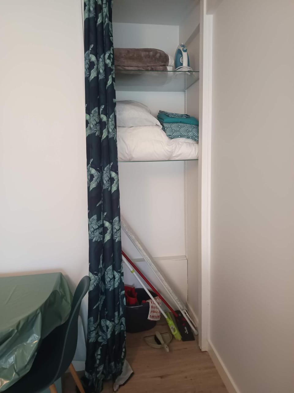 Appartement T1 et petite terrasse Apartment in Nouvelle-Aquitaine