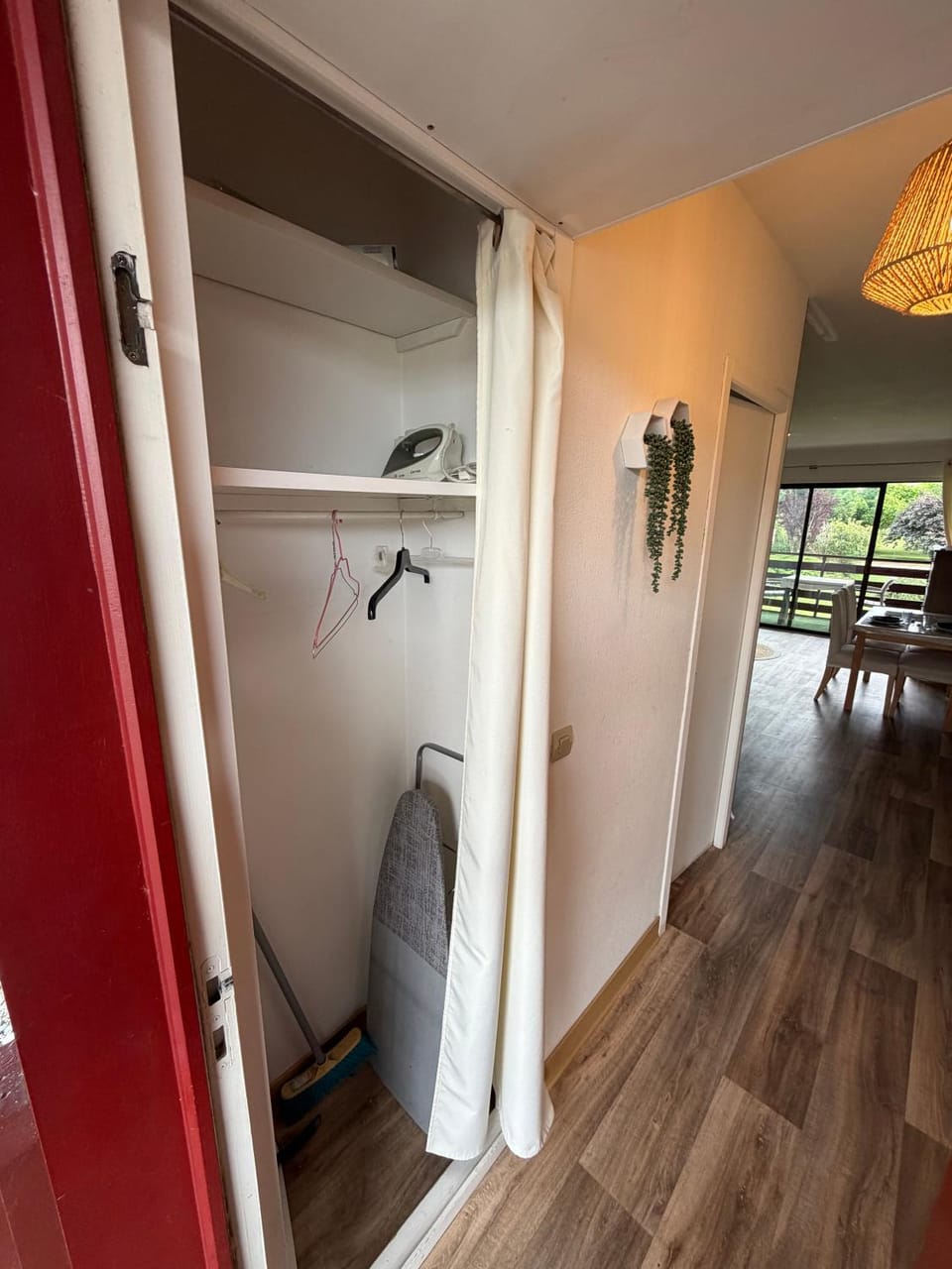 flat iron, wardrobe