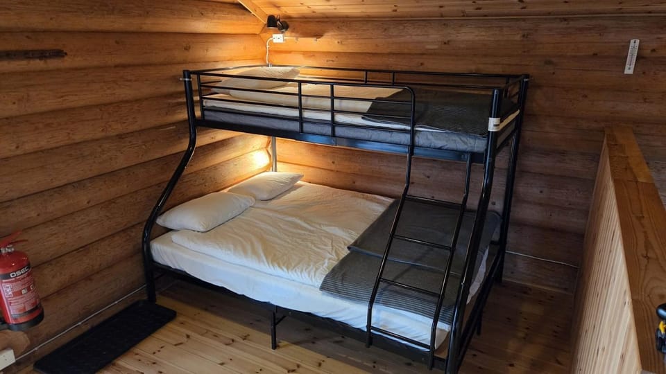 Bed, bunk bed
