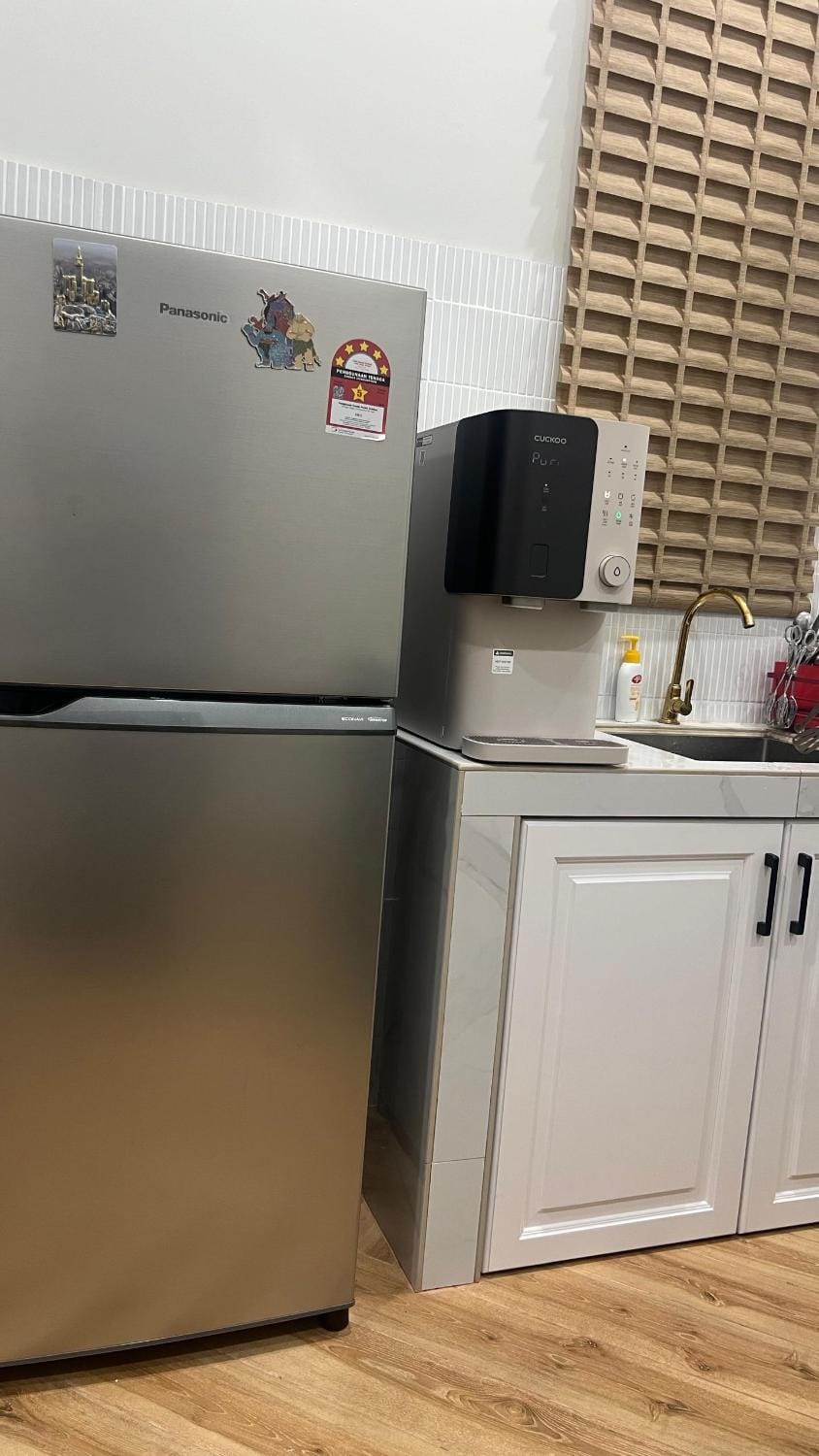 Kitchen or kitchenette, kitchen
