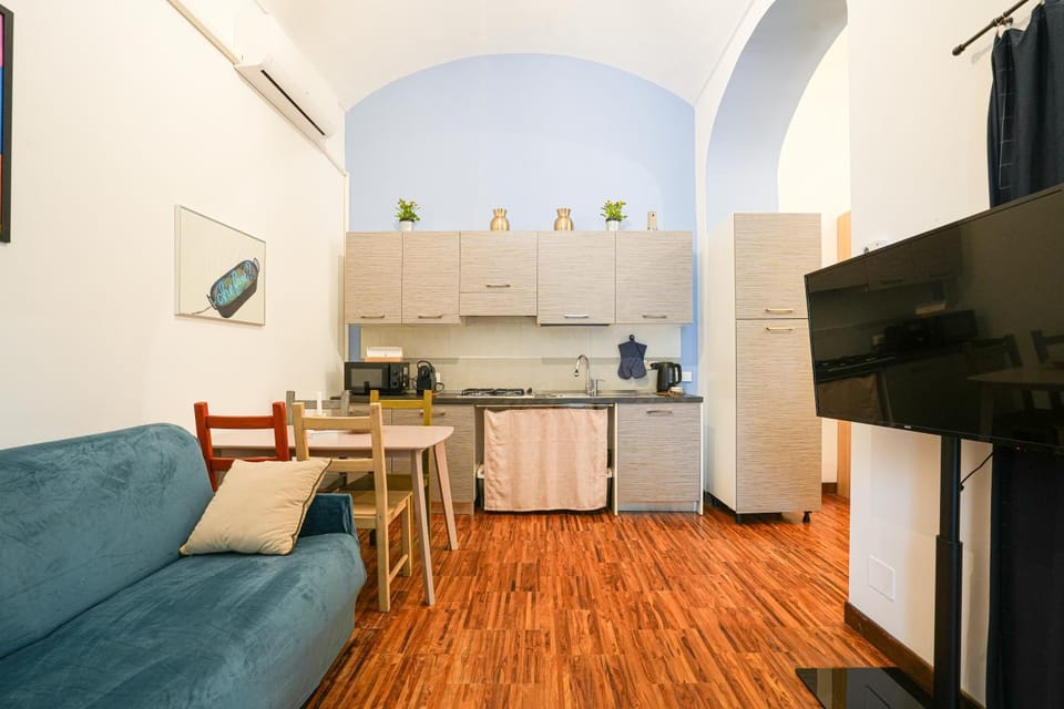 Living room, Seating area, kitchen