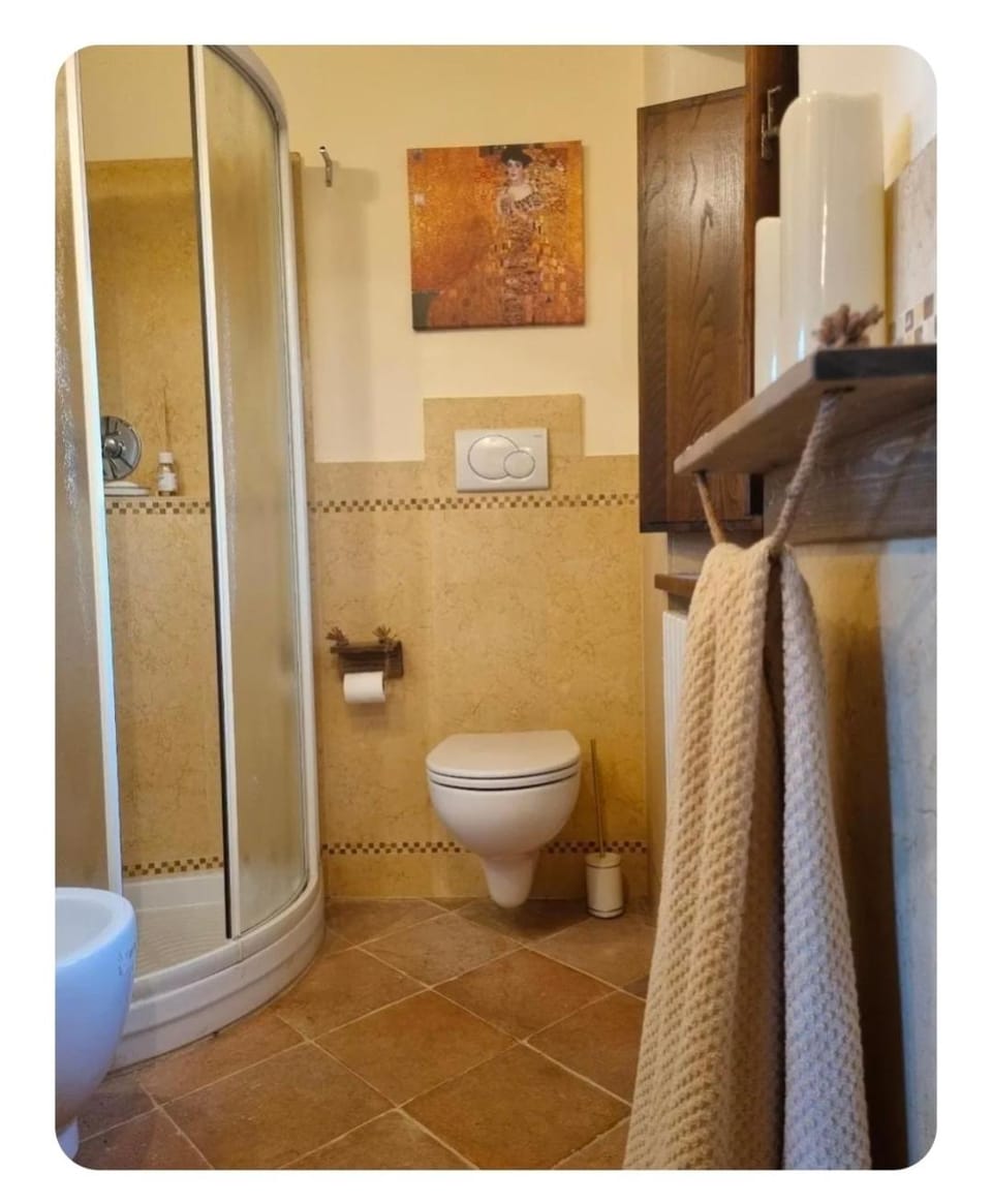 Una casetta nel bosco House in Marche