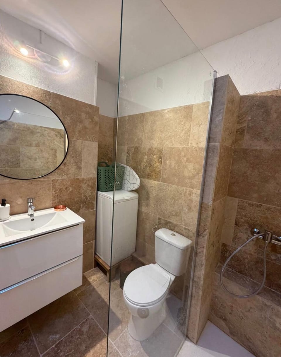 jolie T2 intra muros - clim - palais des papes N8 Apartment in Villeneuve-lès-Avignon