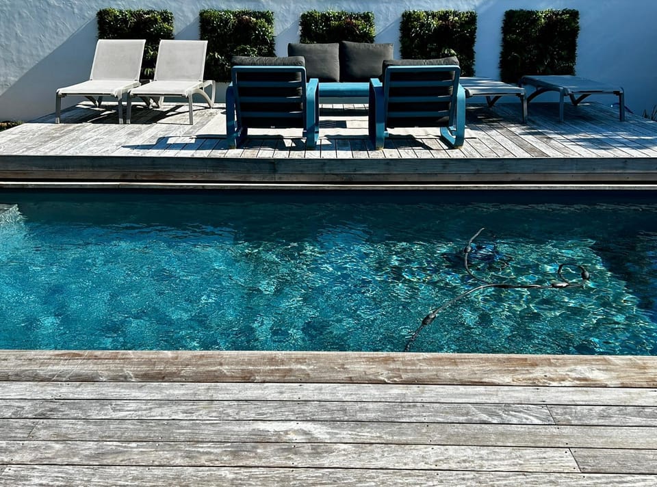 Pool view, Swimming pool