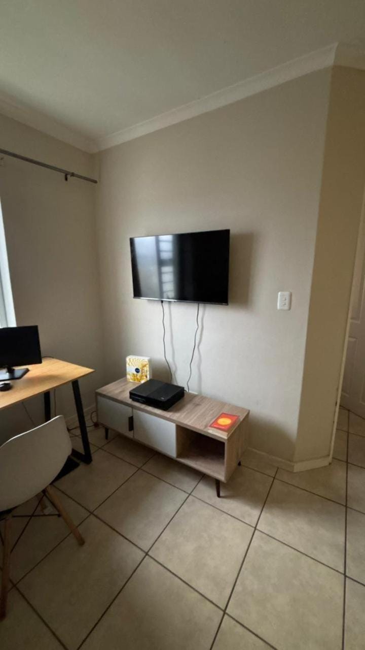 Metro Haven 5 Vacation rental in Cape Town