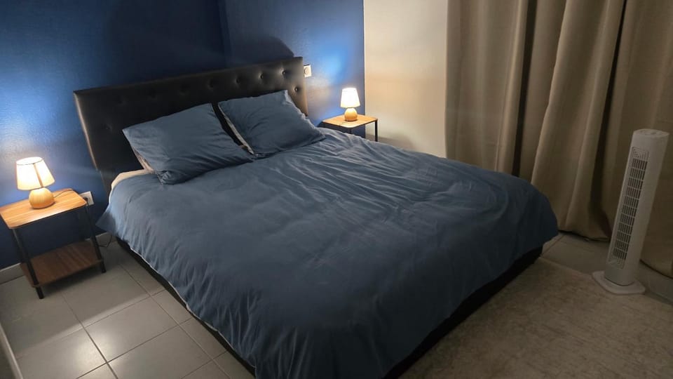 T3 deux chambres, Parking privé et T3 situé à 15 min à pied du Palais des Papes Apartment in Avignon