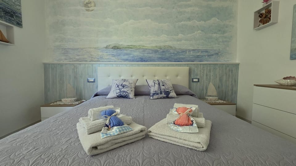 Bedroom, furniture, towels, wedding