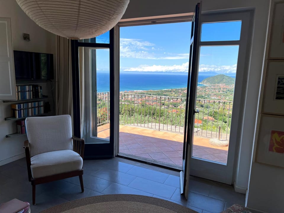 View (from property/room), Living room, Sea view
