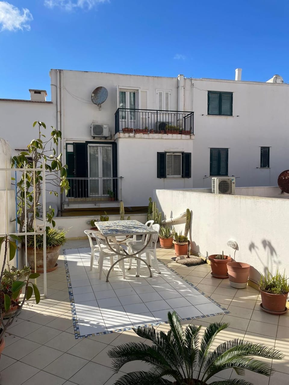 Patio, Day, View (from property/room), Balcony/Terrace