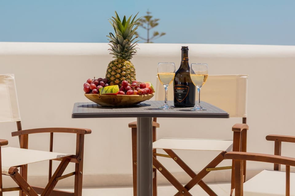 Day, Balcony/Terrace, Food and drinks, Food, Sea view, Drinks, Sunrise