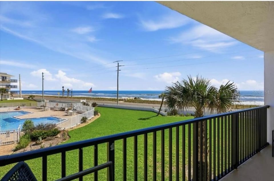 Balcony/Terrace, Swimming pool